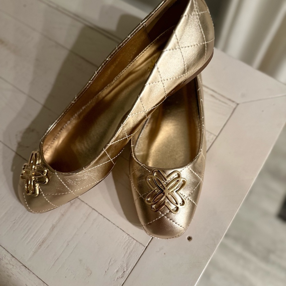 Lilly Pulitzer Gold Quilted Flats - Picture 6 of 7